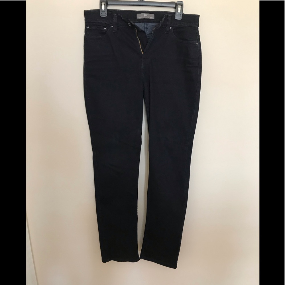 Levi’s slimming jeans